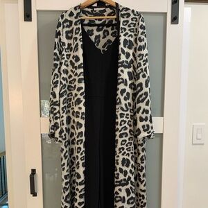 Long leopard duster, silk.
